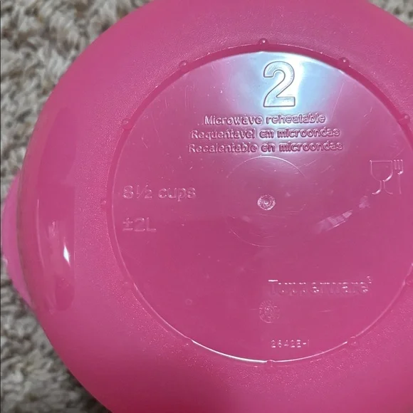 Tupperware Crystalwave  2L Bowl - Picture 3 of 5